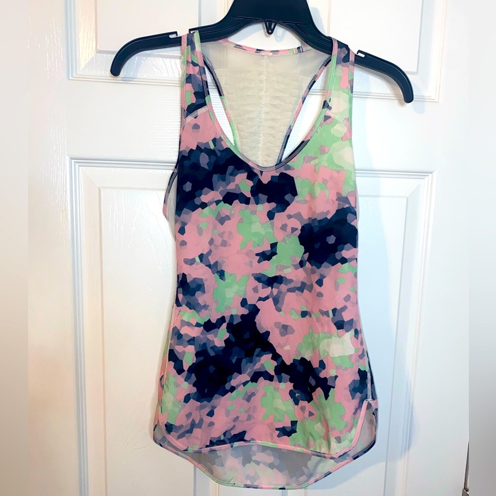 Lululemon Pattern Tank Pink Mint Green Navy Blue. Size 2